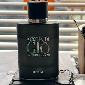 Pre- loved ACQUA DI GIO PROFUMO 2.5 Oz Tester